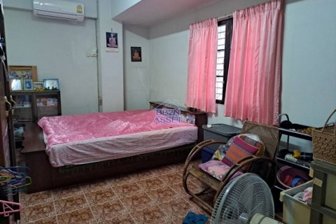 Maison à Nakhon Ratchasima, Thaïlande 4 chambres № 164616 - photo 7