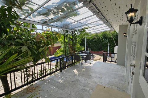 Дом в Хуа Хине, Таиланд с 3 спальнями  № 164611 - фото 12