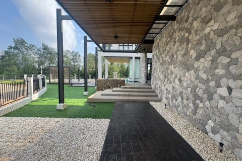 Дом в Сураттхани, Таиланд с 5 спальнями  № 138516 - фото 3