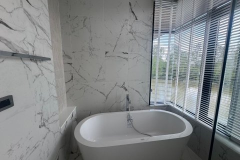 Дом в Сураттхани, Таиланд с 5 спальнями  № 138516 - фото 16