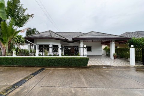 Maison à Pattaya, Thaïlande 3 chambres № 138518 - photo 1