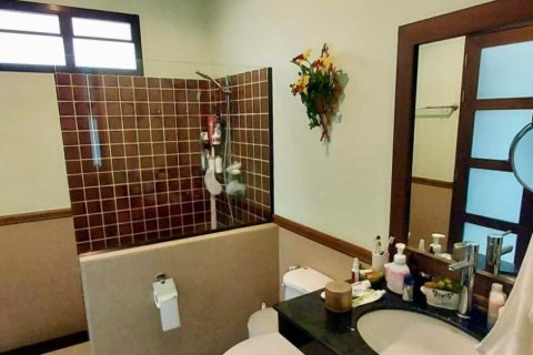 Villa in Phuket, Thailand 3 bedrooms № 149729 - photo 13