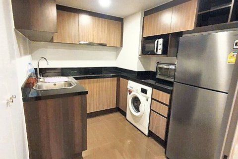 Condo à Khlong Toei, Bangkok, Thaïlande, 1 chambre  № 155456 - photo 10