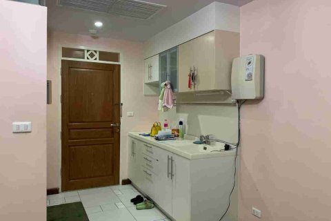Кондоминиум с 1 спальней в Тхонбури, Бангкок, Таиланд № 208758 - фото 6