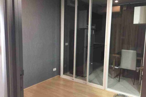 Condo in Bangkok, Thailand, 1 bedroom № 208754 - photo 4
