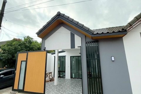 Таунхаус в Пхукете, Таиланд с 3 спальнями  № 141481 - фото 1