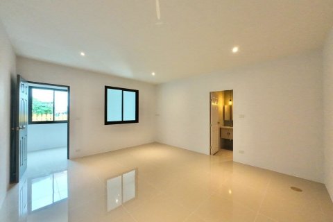 Таунхаус в Пхукете, Таиланд с 3 спальнями  № 141481 - фото 11