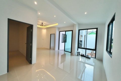 Таунхаус в Пхукете, Таиланд с 3 спальнями  № 141481 - фото 4