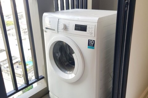 Studio in the Condo in Huai Khwang, Bangkok, Thailand  № 137792 - photo 6