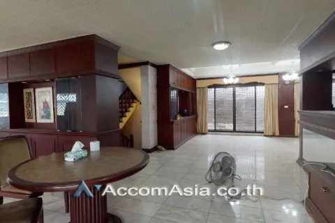 Haus in Khlong Toei, Bangkok, Thailand 4 Schlafzimmer № 215962 - Foto 3