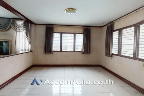 Haus in Khlong Toei, Bangkok, Thailand 4 Schlafzimmer № 215962 - Foto 9