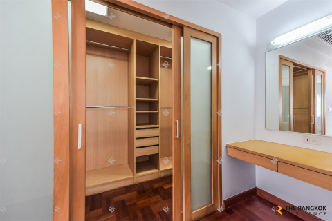 Apartment in Bangkok, Thailand 3 bedrooms № 197458 - photo 5