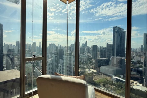Condo in Bangkok, Thailand, 3 bedrooms № 197457 - photo 8
