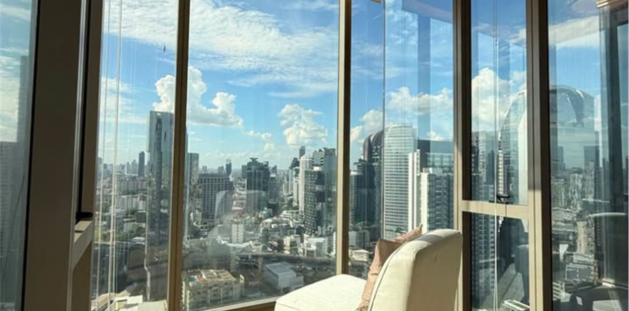 Condo in Bangkok, Thailand, 3 bedrooms № 197457