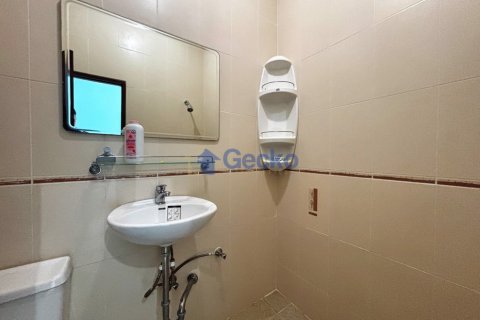 House in Pattaya, Thailand 3 bedrooms № 195817 - photo 14