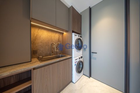 House in Pattaya, Thailand 5 bedrooms № 195816 - photo 14