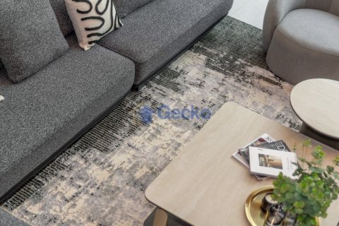 House in Pattaya, Thailand 5 bedrooms № 195816 - photo 28