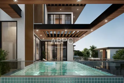 Casa de 5 dormitorios en Jomtien Beach, Pattaya, Tailandia № 211493 - foto 5