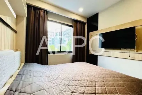 Condominio de 1 dormitorio en Jomtien Beach, Pattaya, Tailandia № 211496 - foto 2