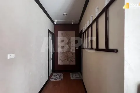 Casa de 4 dormitorios en Jomtien Beach, Pattaya, Tailandia № 211492 - foto 8
