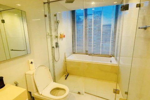 Condo à Sathon, Bangkok, Thaïlande, 2 chambres  № 137833 - photo 5