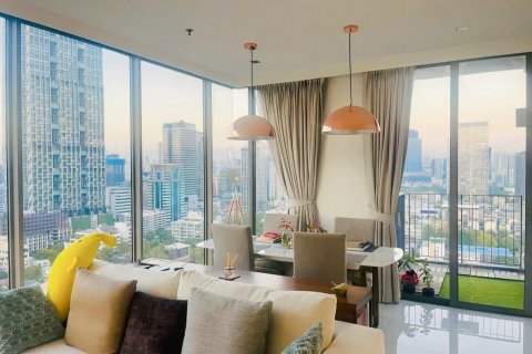 Condo à Sathon, Bangkok, Thaïlande, 2 chambres  № 137833 - photo 9