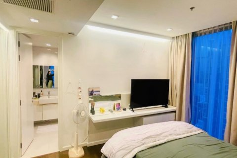 Condo à Sathon, Bangkok, Thaïlande, 2 chambres  № 137833 - photo 11