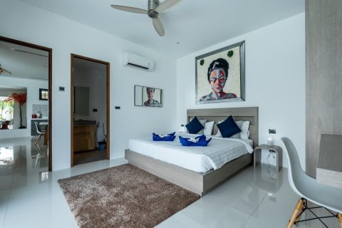 Villa in Phuket, Thailand 4 bedrooms № 137830 - photo 20