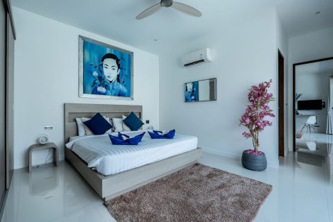 Villa in Phuket, Thailand 4 bedrooms № 137830 - photo 22