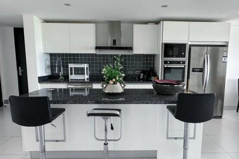 Кондоминиум с 3 спальнями в Кату, Таиланд № 137832 - фото 10