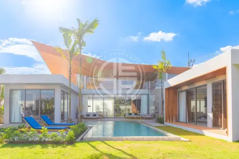 Villa in Phuket, Thailand 4 bedrooms № 190712