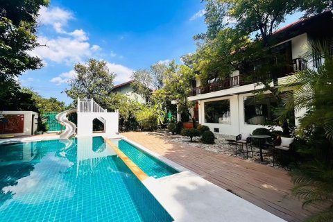 Дом в Суан Луанге, Бангкок, Таиланд с 8 спальнями  № 153001 - фото 6
