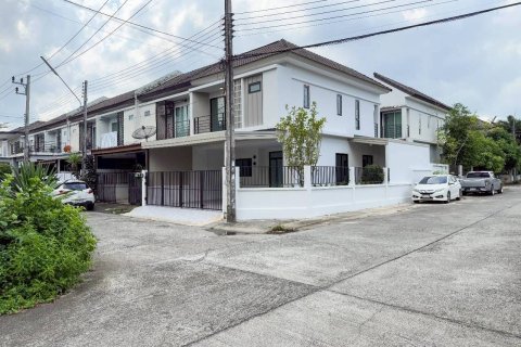 Таунхаус в Пхукете, Таиланд с 3 спальнями  № 152999 - фото 2