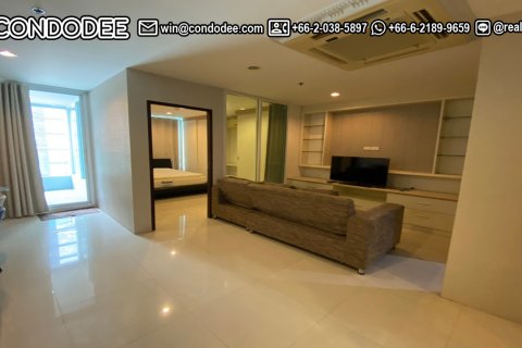 Condo in Watthana, Bangkok, Thailand, 2 bedrooms № 201166 - photo 2