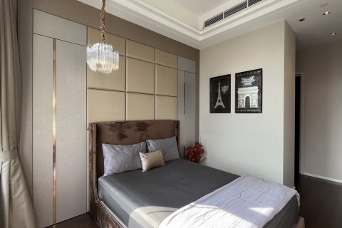 Condo in Watthana, Bangkok, Thailand, 3 bedrooms № 201165 - photo 7