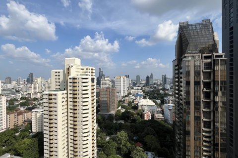 Condo in Watthana, Bangkok, Thailand, 3 bedrooms № 201165 - photo 16