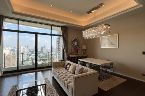 Condo in Watthana, Bangkok, Thailand, 3 bedrooms № 201165 - photo 12