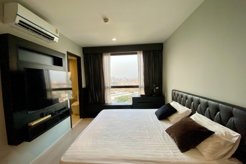 Studio in the Condo in Khlong Toei, Bangkok, Thailand  № 154186 - photo 4