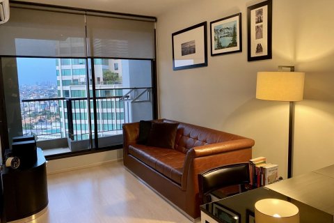Studio in the Condo in Khlong Toei, Bangkok, Thailand  № 154186 - photo 2