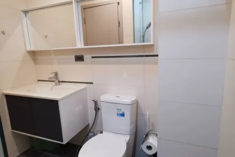 Studio dans le Condo à Khlong Toei, Bangkok, Thaïlande  № 154187 - photo 6