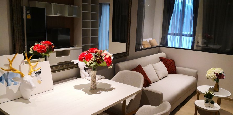 Studio dans le Condo à Watthana, Bangkok, Thaïlande  № 142817