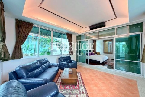 บ้านในพัทยา, ประเทศไทย 4 ห้องนอน № 197902 - รูปถ่าย 22