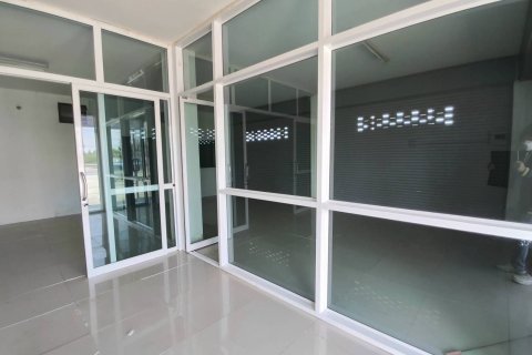 Townhouse in Saraburi, Thailand 3 bedrooms № 171704 - photo 3