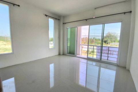 Townhouse in Saraburi, Thailand 3 bedrooms № 171704 - photo 10