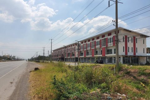 Townhouse in Saraburi, Thailand 3 bedrooms № 171704 - photo 15