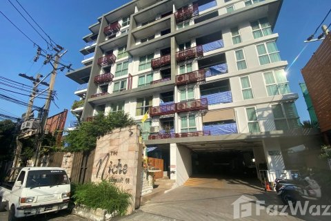 Студия в кондо в Ваттхане, Бангкок, Таиланд № 171707 - фото 2