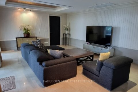 Villa in Phuket, Thailand 5 bedrooms № 179711 - photo 6