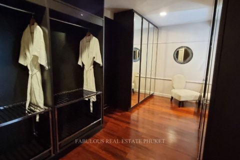 Villa in Phuket, Thailand 5 bedrooms № 179711 - photo 12