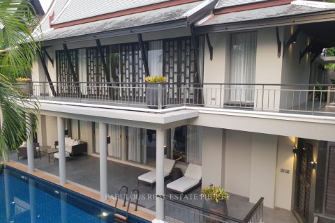 Villa in Phuket, Thailand 5 bedrooms № 179711 - photo 3
