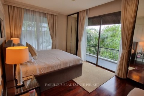 Villa in Phuket, Thailand 5 bedrooms № 179711 - photo 8